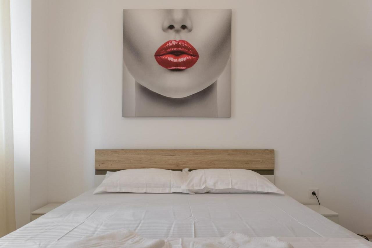 Close Palas Apartment Яссы Экстерьер фото